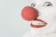 Warm durch den Karneval mit Plastiktüte oder Müllsack