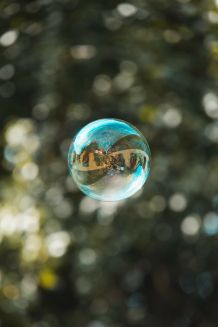Ein Rezept für Seifenblasenflüssigkeit die nicht in den Augen brennt