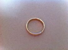 Ring zu groß geworden - mit Heißkleber verkleinern