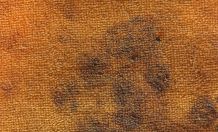 Gegen Teppichflecken: Spülmittel pur