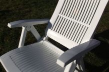 Gartenmöbel aus Kunststoff: neuer Glanz mit Cockpitpflege