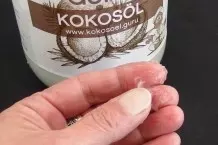 Kokosölbad gegen trockene Haut