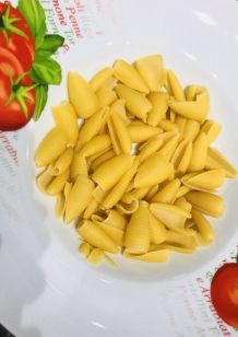 Teigwaren mit wenig Wasser kochen: besserer Geschmack