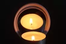 Festliche Beleuchtung - doppelt schöner Kerzenschein
