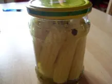 Kleine Maiskölbchen sauer einkochen
