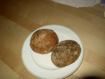 Hack im Brotteig und Brot