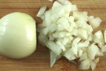 Zwiebelwürfel auf Vorrat
