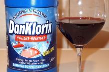 Rotweinflecken entfernen mit Clorix