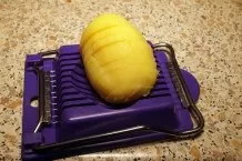 Bratkartoffeln mit dem Eierschneider
