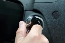 Schweren Schlüsselbund am Auto-Zündschloss vermeiden