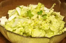 Chinakohl-Blitzsalat
