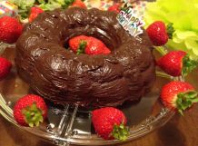 Sehr schokoladiger Schokokuchen