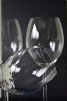 Weingläser schlierenfrei & ohne Fussel von Hand reinigen
