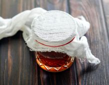 Fruchtfliegenfalle: Fruchtfliegen fangen mit Whisky