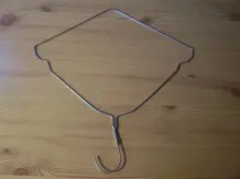 Upcycling: Regenschutzdach für Balkonkästen