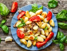 Gnocchi-Pfanne mit Hackfleisch und Tomaten