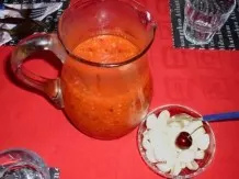 Pikante Kirsch-Gazpacho