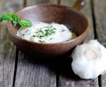Joghurt-Knoblauch-Sauce