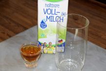 Milch mit Schuss