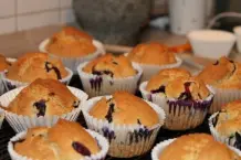 Erdnussbutter-Blaubeer-Muffins - Peanut Butter Blueberry Muffins