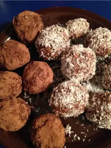 Chokladbollar - Schwedische Schokokugeln