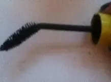 Wimperntusche auftragen, ohne zu patzen