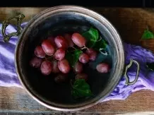Weintrauben abwaschen