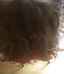Lockige Haare die natürlich aussehen