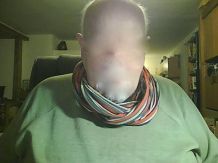 Schal aus altem Polohemd