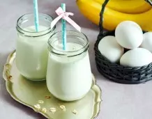 Protein-Shake mit Magerquark und Bananen