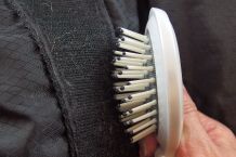 Fussel an Klettverschluss entfernen