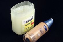 Vaseline als Make-Up-Grundlage, sowie für Haare & Augenbraue