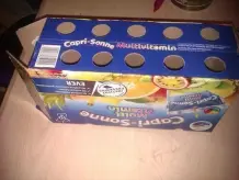 Kabeldiener aus einer Capri-Sun Box