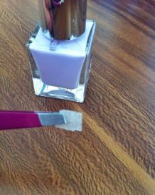 Eingerissenen Fingernagel retten