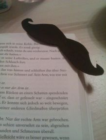 Mustache Lesezeichen