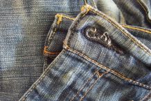 Alte Jeans verwerten