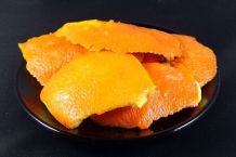 Reiniger aus Orangenschalen und Essig