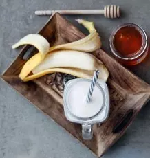 Bananendrink - gesundes Frühstück für Kinder