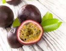 Die Passionsfrucht (Maracuja) - exotische Früchte