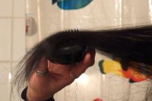 Lange oder verklettete Haare leichter bürsten