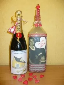 Flaschen zu persönlichen Geschenken machen
