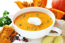 Pikante Kürbis- oder Möhrensuppe