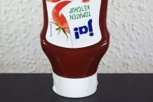 Ketchup aus der Flasche kriegen