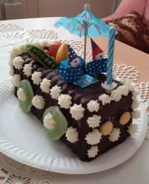 Auto-Kastenkuchen