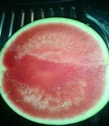 Fruchtige, reife und süße Wassermelonen erkennen
