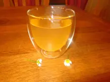 Gänseblümchentee