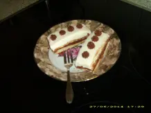 Mandelbiskuit-Schokoladenmousse-Schnitten