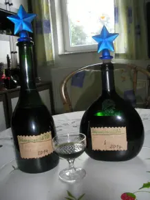 Johannis-Nusslikör