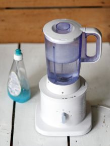 Standmixer schnell und gründlich reinigen