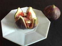 Gebackene Feigen mit Käse-Schinken-Füllung